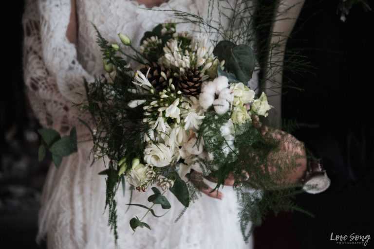 Wedding celebrated at Château Saint Louis, a wine estate near Toulouse
