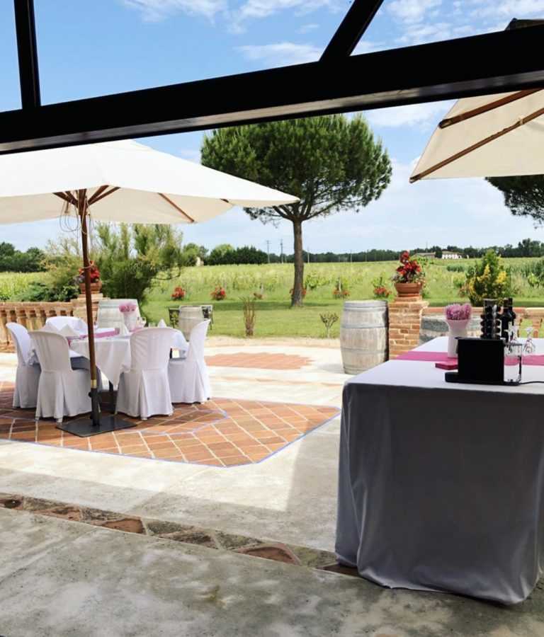 Wedding celebrated at Château Saint Louis, a wine estate near Toulouse