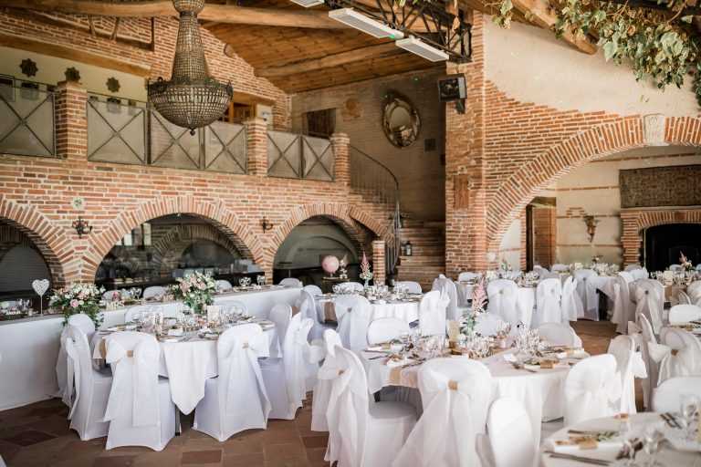 Wedding celebrated at Château Saint Louis, a wine estate near Toulouse