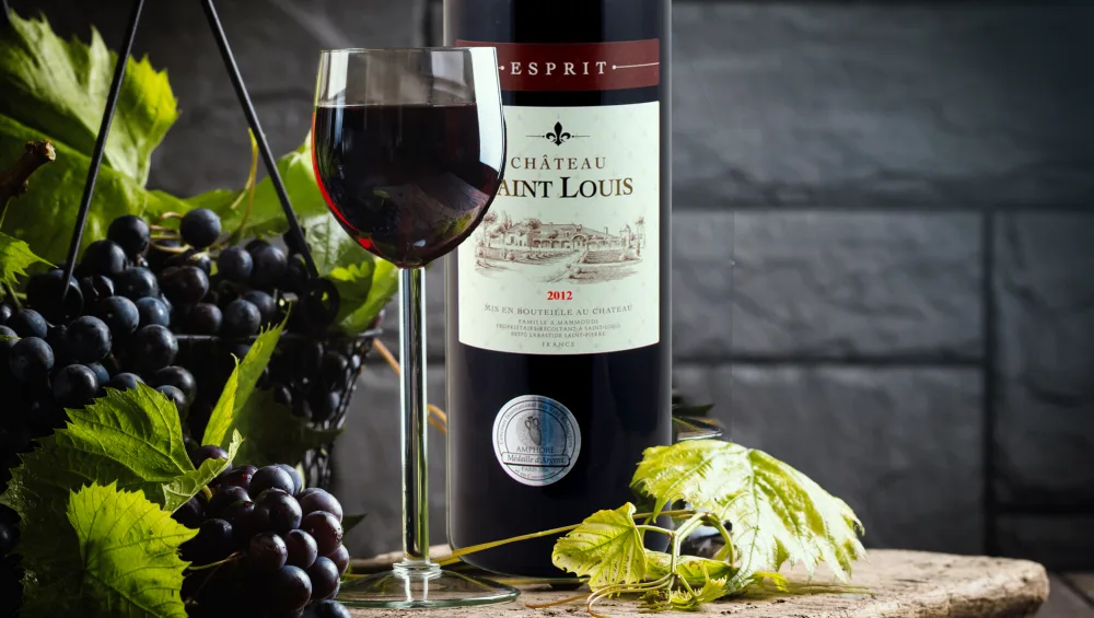 Bottiglie di vino biologico del Château Saint Louis, AOC Fronton